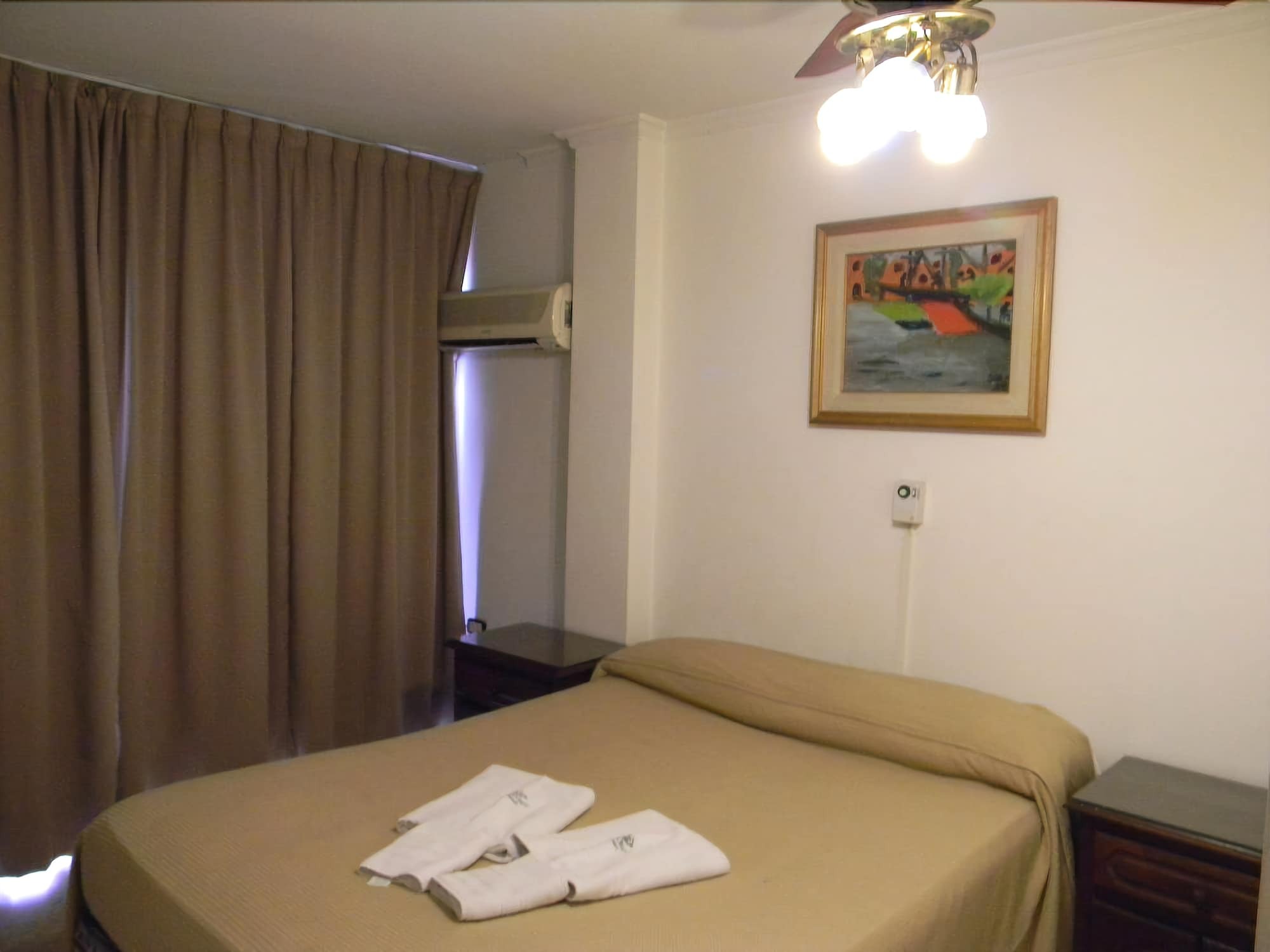 Cordoba Inn Apart Hotel Eksteriør billede